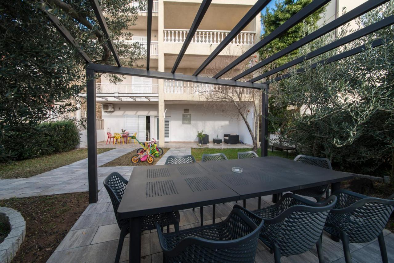 Апартаменты Apartman Luka Vila Vesa Promajna With Jacuzzi & Garden Экстерьер фото